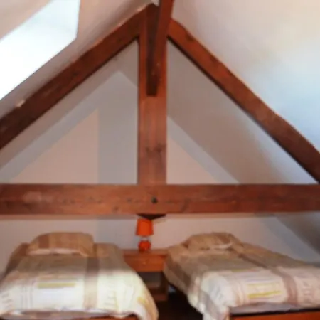 بيت للعطل La Ferme De La Baconnerie *