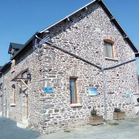 La Ferme De La Baconnerie بيت للعطل